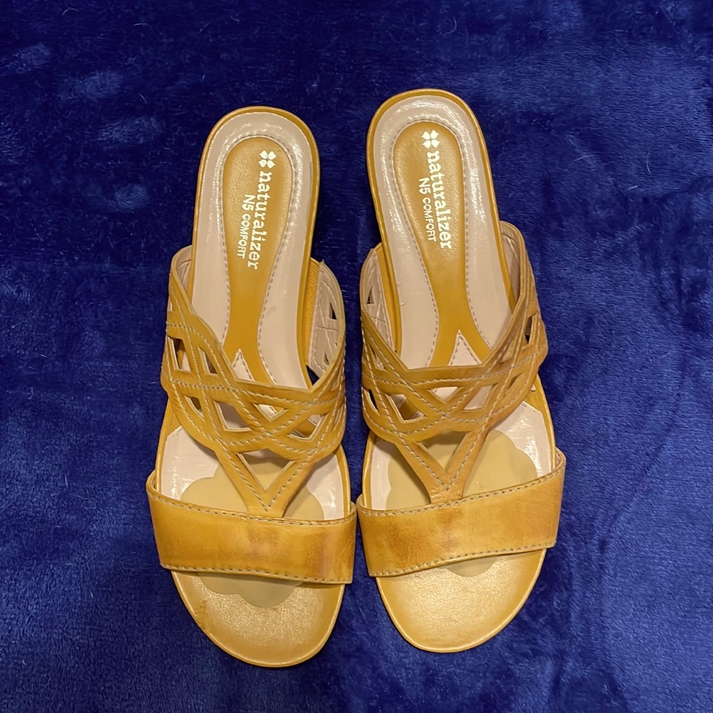 Naturalizer leather slip on sandals . Size 9M yellow.